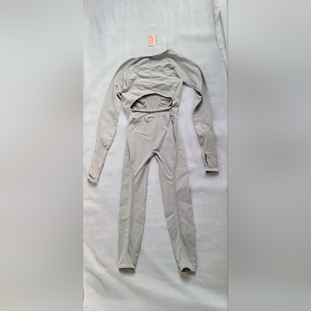 NWT! Free People Yoga/Activewear Good Karma Long Sleeve Women's Jumpsuit XS/S - Picture 13 of 17